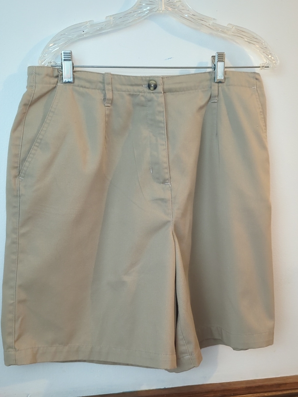 Karen Scott Beige Bermuda Shorts Size 12